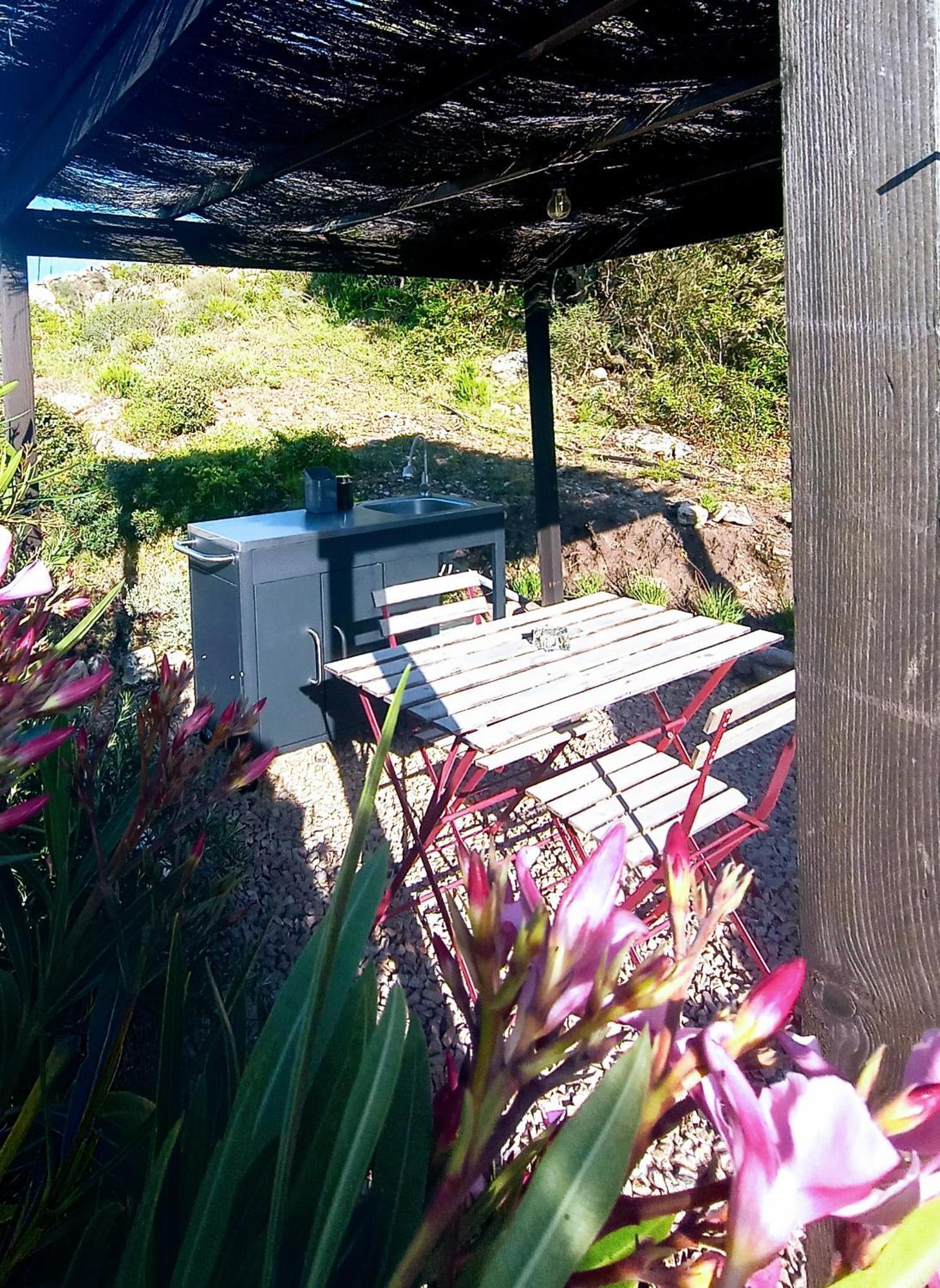 La Cera Farm Camping B&B Santa Teresa Gallura Exteriör bild